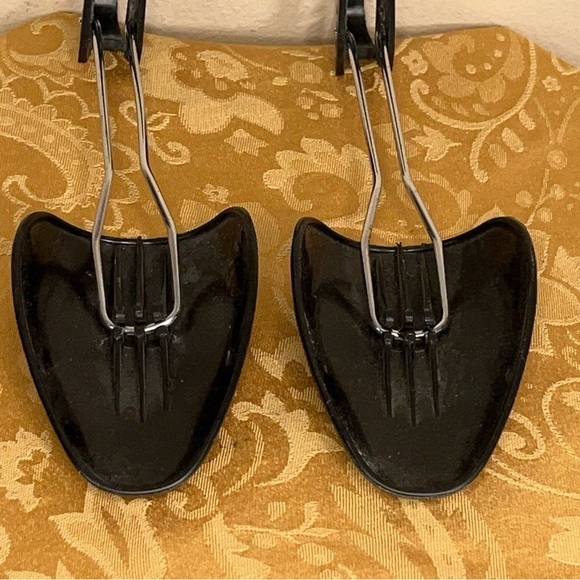 MENS BLACK SHOE STRETCHERS PLASTIC RETRO SHOE GEAR - Picture 4 of 6